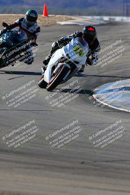 media/Jan-09-2022-SoCal Trackdays (Sun) [[2b1fec8404]]/Turns 9 and 8 (920am)/